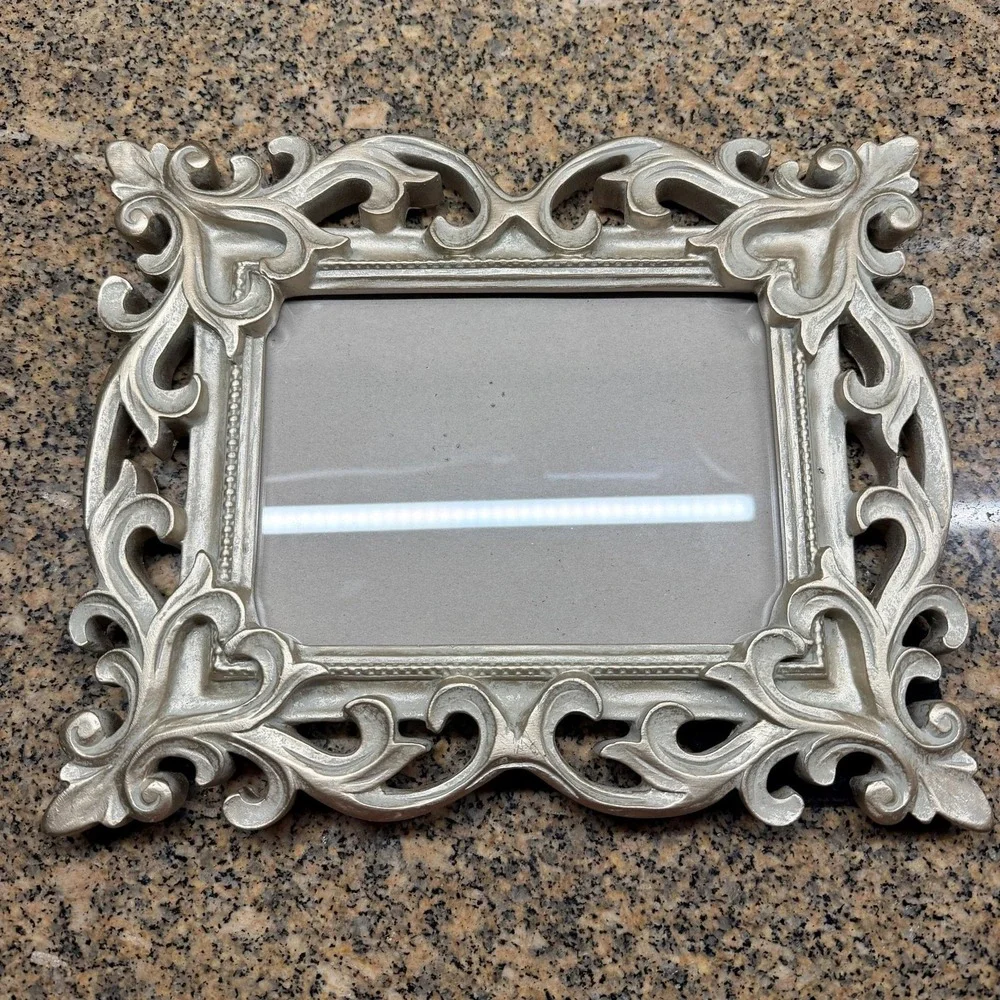 Cynthia Rowley Picture Photo Frame 5x7 Champagne Gold Baroque Rococo Tabletop